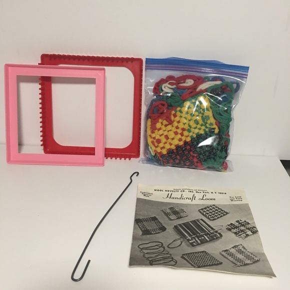 VTG HANDICRAFT LOOM WITH FRAME WEAVING - Picture 2 of 9